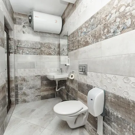 Dias شقة فندقية 4*