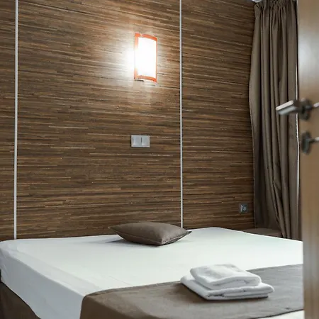 Dias Aparthotel